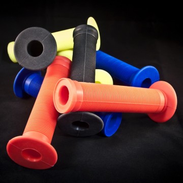 Damaged ODI stijl handgrepen rood